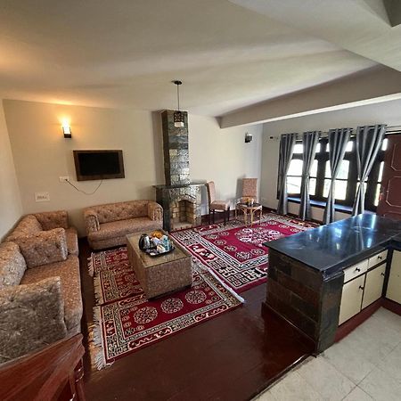 נייניטל Kumaon Roop Resort Near Kainchi Dham מראה חיצוני תמונה
