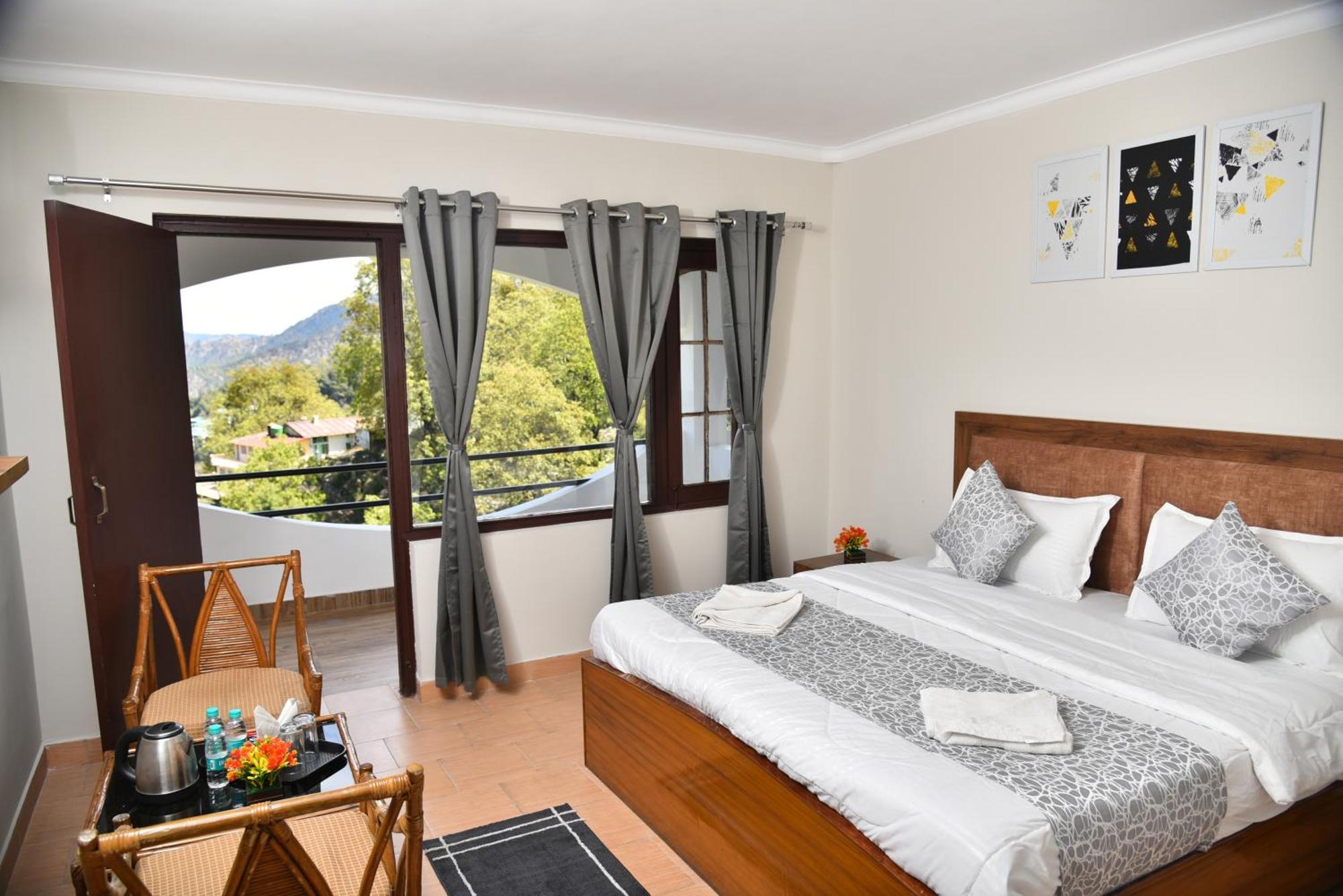 נייניטל Kumaon Roop Resort Near Kainchi Dham מראה חיצוני תמונה