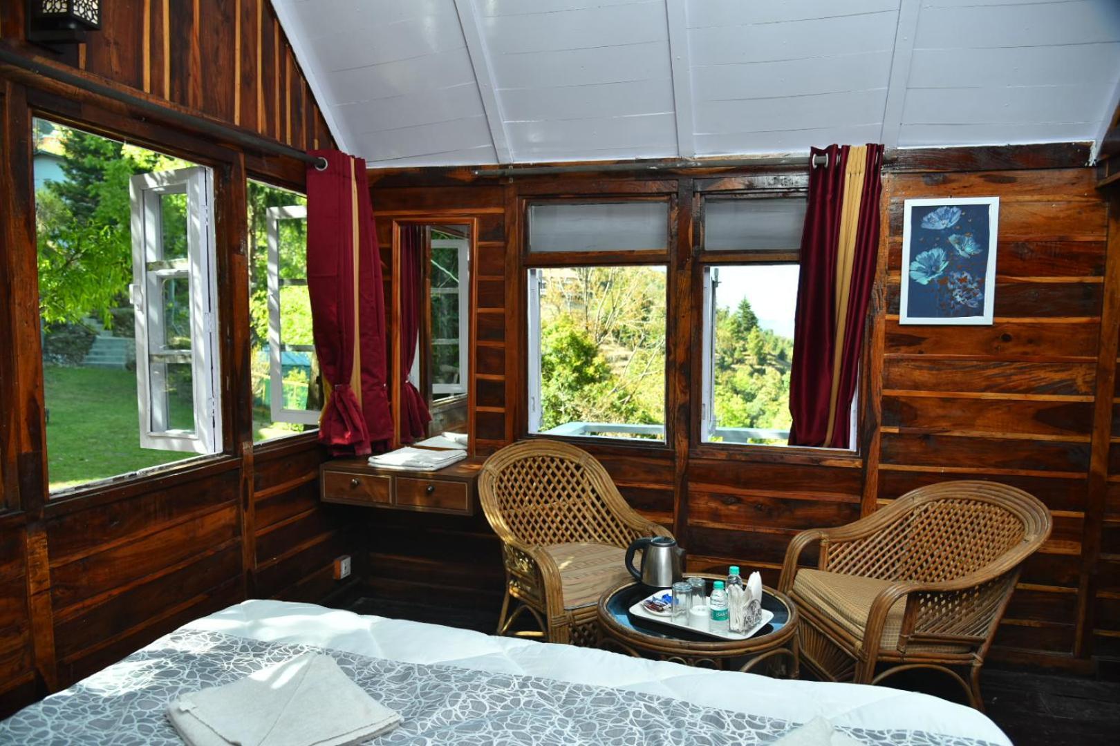 נייניטל Kumaon Roop Resort Near Kainchi Dham מראה חיצוני תמונה