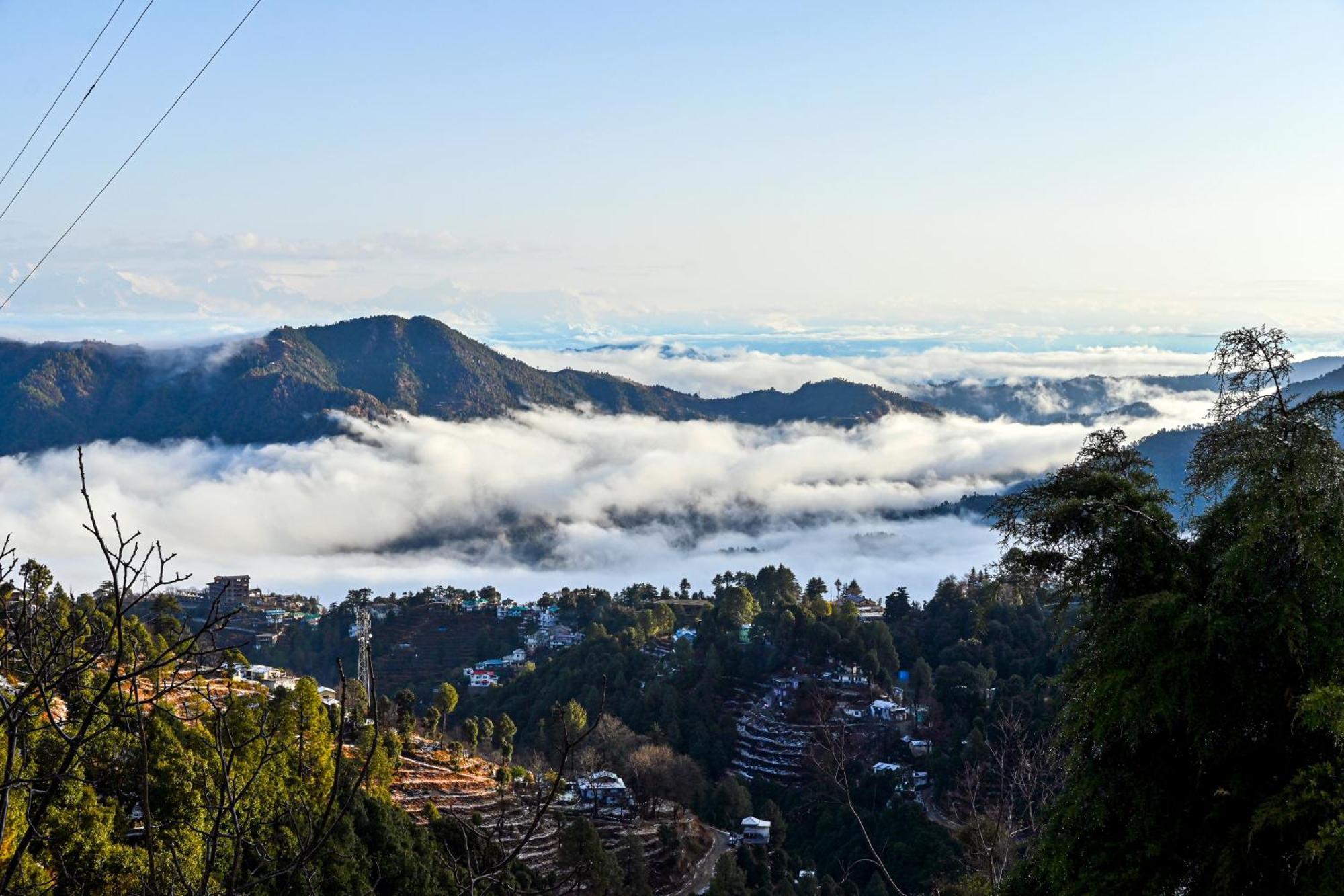 נייניטל Kumaon Roop Resort Near Kainchi Dham מראה חיצוני תמונה