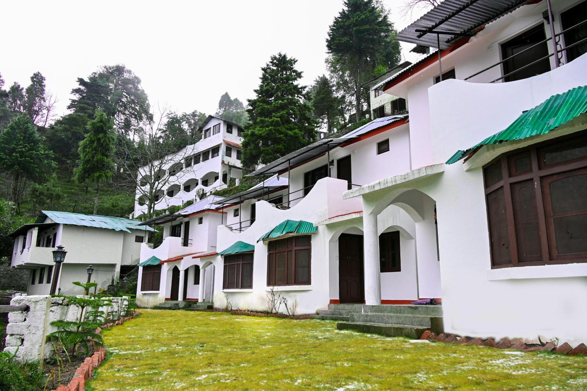 נייניטל Kumaon Roop Resort Near Kainchi Dham מראה חיצוני תמונה
